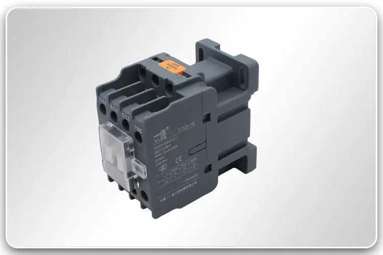 Người tiếp xúc