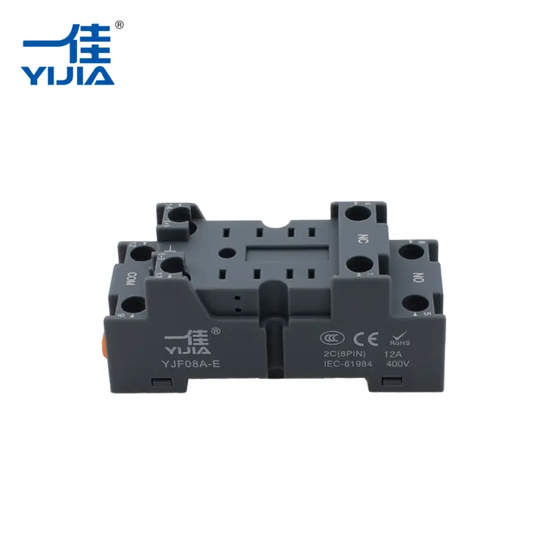Ổ cắm chuyển tiếp
